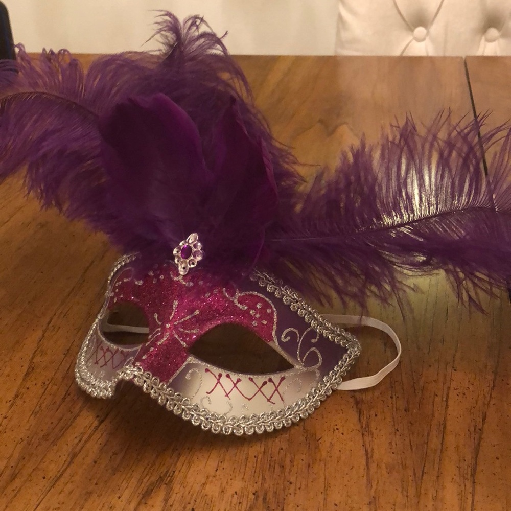 Masquerade Mask - Picture 2 of 4